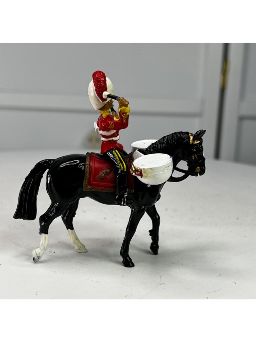 Britains Royal Scots Dragoons Guards Kettle Drummer Diecast Figurine From 1986 - Picture 6 of 9